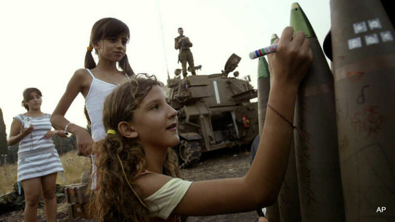 APTOPIX MIDEAST ISRAEL LEBANON