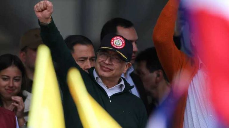 GUSTAVO-PETRO-2024-05-MAY-DAY-COLOMBIA-DEMO.jpg